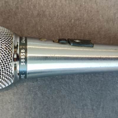 Shure 588SB Vintage Dynamic Microphone image 4