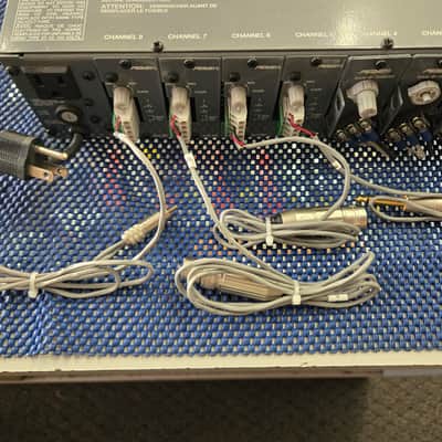 Peavey MMA 800T 8 Channel Mixer/Amplifier image 5