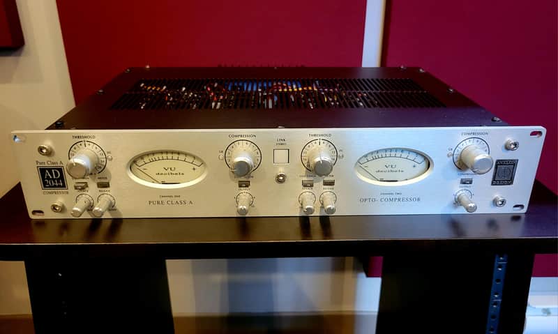Avalon AD2044 Dual Mono / Stereo Optical Compressor | Reverb Canada
