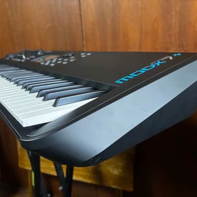 Yamaha MODX7+ 76 Semi-weighted Key Synthesizer w/ gig bag image 7