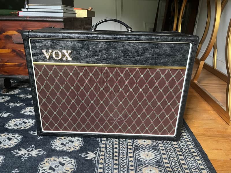 Vox AC15C1 Custom Limited Edition 2-Channel 15-Watt 1x12" Guitar Combo