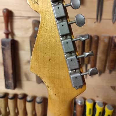 Fender Stratocaster - John Cruz '61 Reissue - Olympic White over Sunburst Hvy Relic - 2017 image 13
