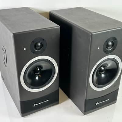 Avid Digidesign RM2 PMC Studio Monitors