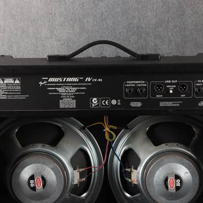 Fender Mustang IV V2 **COLLECTION ONLY** - 2nd Hand image 8