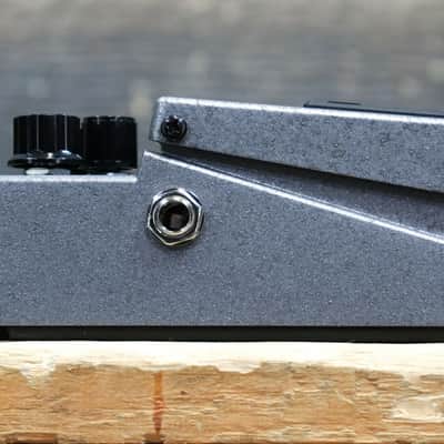 Boss FZ-1W Fuzz Premium Waza Craft Vintage/Modern-Mode Analog Fuzz Effect Pedal image 6
