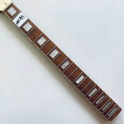 White Harley Benton Guitar Strat Style Maple Neck, Rosewood 22 Frets Fingerboard image 4