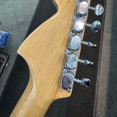 Univox U1850 Ripper S-style Guitar - MIJ Made In Japan 1970s - White image 15