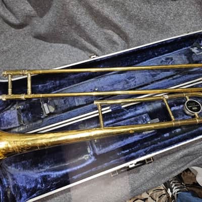 King Cleveland 605 Trombone, USA, w/ case & MP, Good Condition image 4