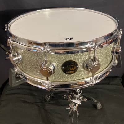 DW - David Frangioni Collection - 5x14" Collector's Series Maple Snare Drum 1987 - Silver Sparkle image 1