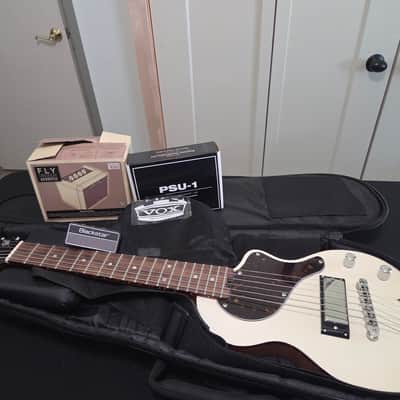 Blackstar Carry-On Travel Guitar Deluxe Pack with FLY3 2021 - Vintage White image 3