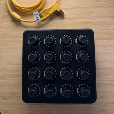 DJ Tech Tools Midi Fighter Twister 2010s - Black imagen 2