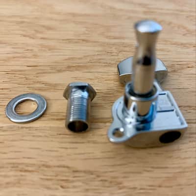 1 Squier Logo Tuner / Machine Head (2009) Vintage Style 45 degree Mounting Tab image 4