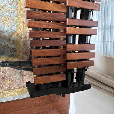 Majestic 4.3-Octave Deluxe Series Marimba with Padauk Bars image 4