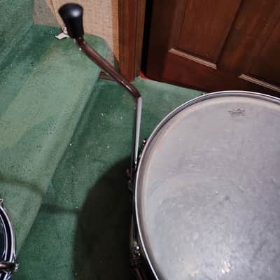 Ludwig No. 950 Classic 16x16" Floor Tom with Keystone Badge 1960 - 1968 - Gold Sparkle image 15