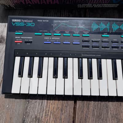 Yamaha VSS-30 Voice Sampler 1987 - Black image 2
