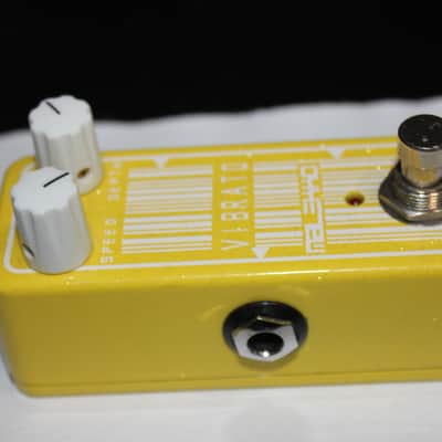 Malekko Omicron Vibrato (Yellow) image 3