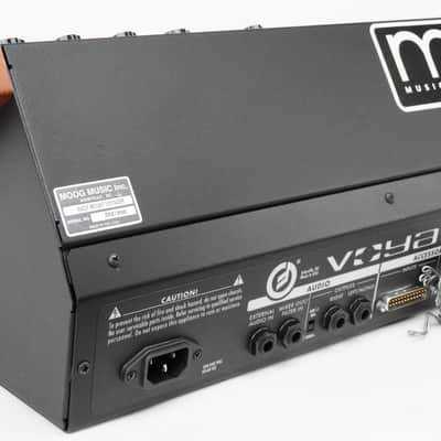 MOOG Voyager RME Analoger Synthesizer Rack + Holz + Wie Neu + OVP + Garantie image 13