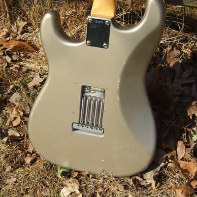 Fender Custom Shop 60's Stratocaster 2012 Shoreline Gold image 6