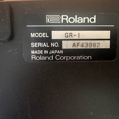 Roland GR-1 Guitar Synthesizer + power adapter 1992 - 1996 image 4