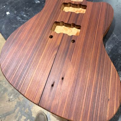 Sand hill customs  - Iowa farm house textured redwood & mahogany - Jazzmaster style barncaster  2024 - Oil finish and poly image 3