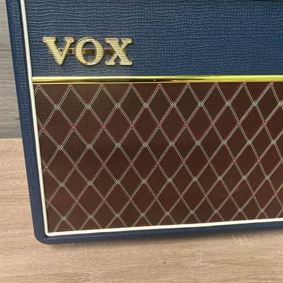 VOX AC10 Custom 10W 1x10 Limited-Edition Tube Guitar Combo Amp Blue/Cream AC10C1 #2492 image 2