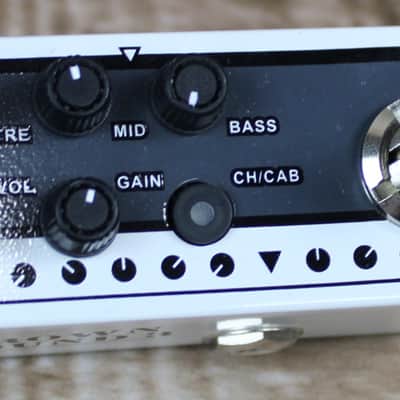 Mooer 005 Fifty-Fifty 3 Micro Preamp | Reverb