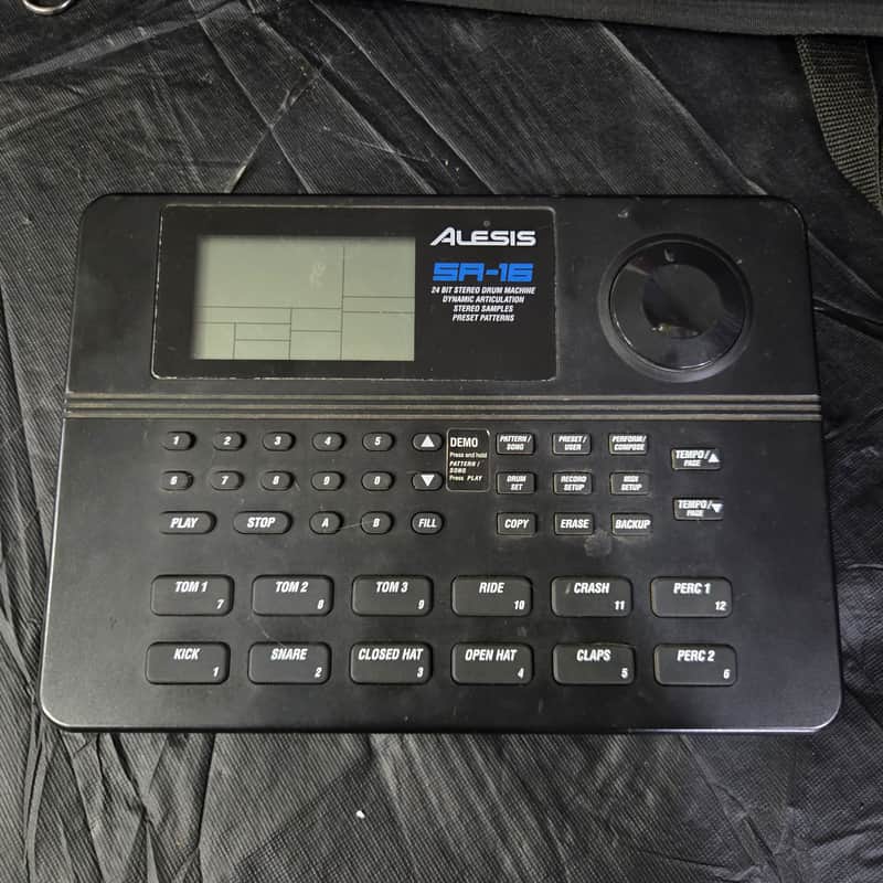 Alesis SR-16 Drum Machine 2010s - Black image 1
