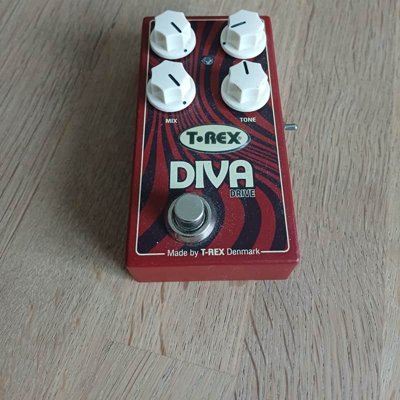 2010s T-Rex Diva Drive Red