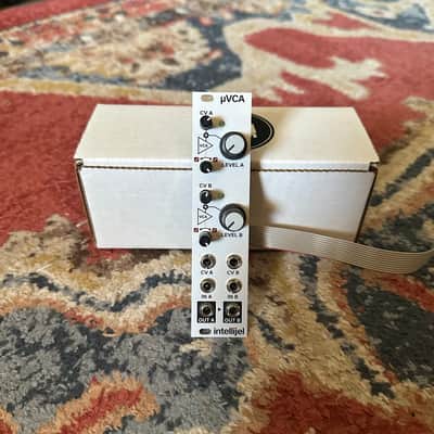 Intellijel uVCA II Dual Log / Lin VCA Eurorack Module 2013 - 2016 - Silver image 1