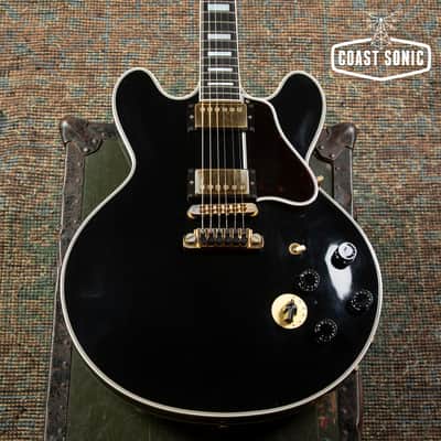 1992 Gibson Lucille B.B. King Signature model, w/hard case image 5