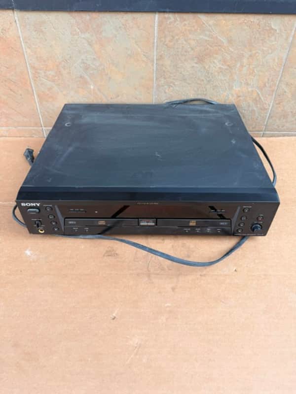 Sony RCD-W1 Dual Deck Compact Disc Recorder (Serial No: 8129178) — FOR REPAIR / PARTIAL USE image 1