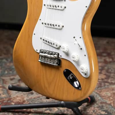 Fender Classic Series '70s Stratocaster Electric Guitar - Natural with Gig Bag - Used image 5