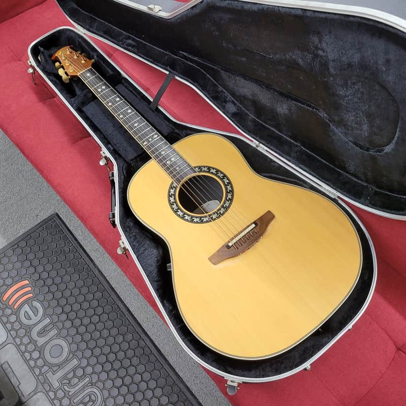 89年製ビンテージ Ovation USA 1717 デュアルPU仕様 HC付属 89年製ビンテージ Ovation USA 1717 デュアルPU仕様 HC付属 89年製