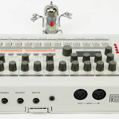 Roland TR-09 Boutique Rhythm Composer Synthesizer + Top Zustand + Garantie image 7