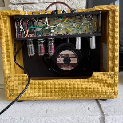Carl’s Custom Amps Tweed Deluxe 2000 - Tweed image 4