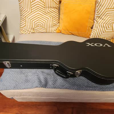 Vox Virage SC with OEM hardcase image 15