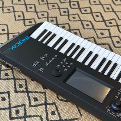 YAMAHA MODX6 Music Synthesizer image 5