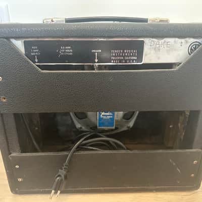 Fender Champ "Drip Edge" 2-Channel 6-Watt 1x8" Guitar Combo 1968 - 1969 - Silverface image 2