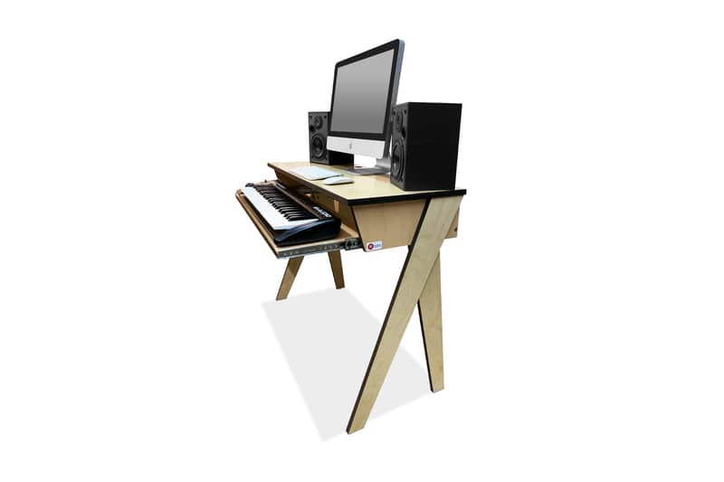 Bazel Studio EQ-49 Studio Desk 2020 Maple natural satin image 1