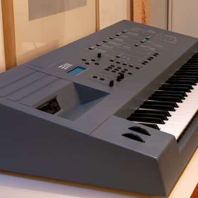 E-MU Systems Emulator III 61-Key 16-Voice Sampler Workstation 1987 - Grey image 3