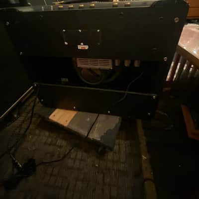 Marshall 1974X Handwired Reissue 2-Channel 18-Watt 1x12" Guitar Combo 2004 - Present - Black image 4