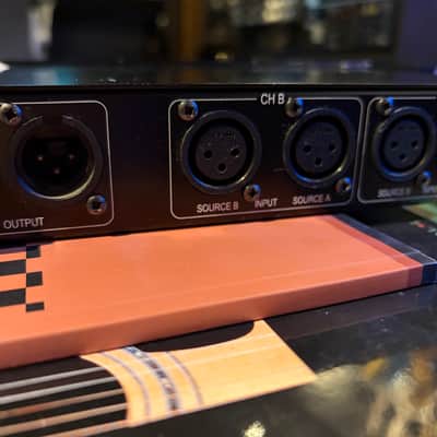 Trident S20 Dual Microphone Preamplifier 2000s - Black image 5