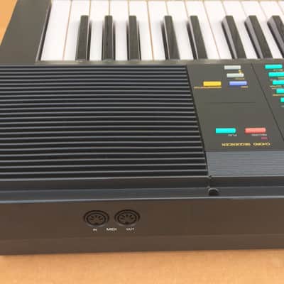 Yamaha PSR 36 FM Synthesizer Keyboard image 5