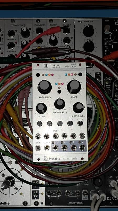 Mutable Instruments Tides V2 image 1
