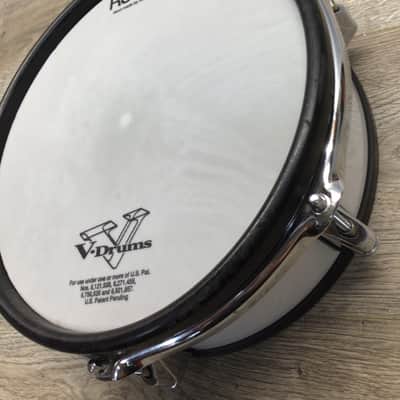 Roland PD-105BK V-Pad 10" Dual Trigger Mesh Drum Pad White image 7