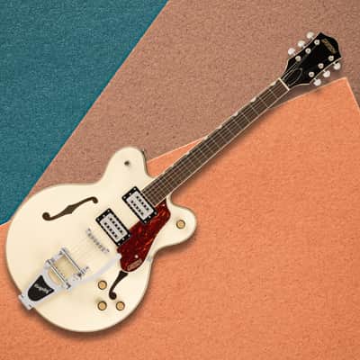 Gretsch G2622T Streamliner Center Block Double-Cut Electric Guitar with Bigsby, Laurel Fingerboard (Vintage White) Bundle with Gretsch G2622T Tweed Hard Case image 6