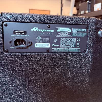 Ampeg BA-115v2 150-Watt 1x15" Bass Combo 2014 - Present - Black imagen 2
