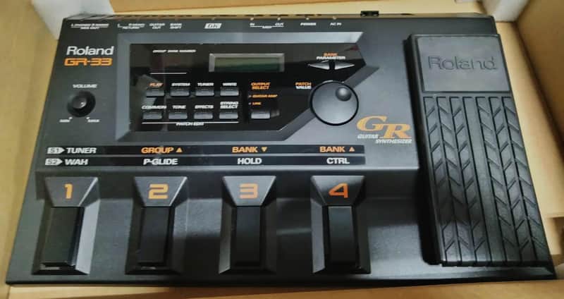 Roland GR-33