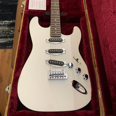 Fender Aerodyne Special Stratocaster 2023 MIJ Bright White MINT Never Played with Hard Case image 17