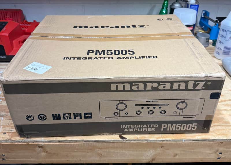 Marantz PM5005 - Black Integrated Stereo Amplifier image 1